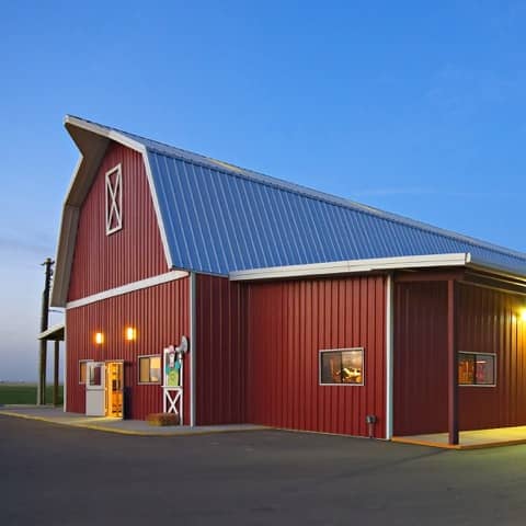 Shamrock Farms metal barn | Bunger Steel